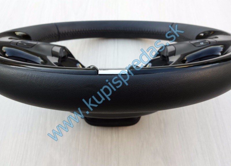 Volant RENAULT CAPTUR / CLIO IV